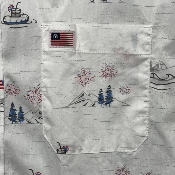 TravisMathew Mens XXL Short Sleeve Button-Up Shirt Patriotic July 4th - Picture 2 of 8